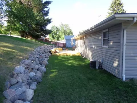 1302 6th St NW, Mandan, ND 58554 photo 19