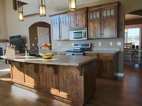 1324 Eagles View Pl, Bismarck, ND 58503 photo 5