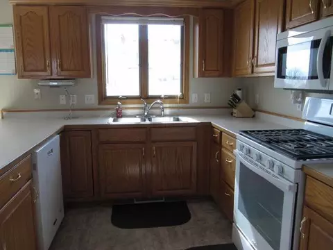 945 Alberta Ave, Bismarck, ND 58503 photo 23