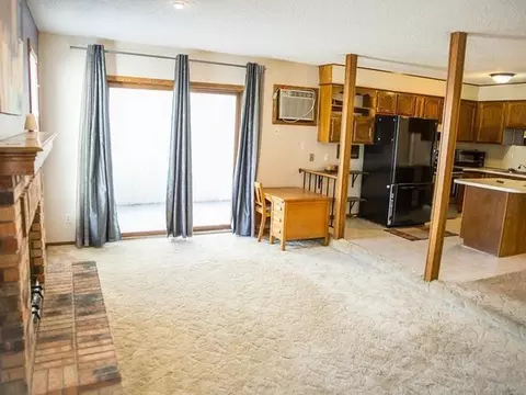 1193 Jefferson Ave, Bismarck, ND 58504 photo 4