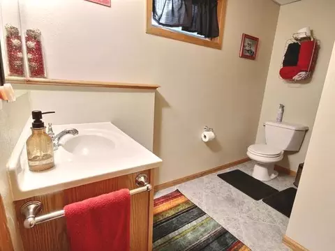 1203 Simle Dr, Bismarck, ND 58501 photo 16