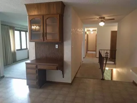 122 Estevan Dr, Bismarck, ND 58503 photo 5