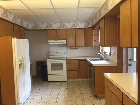 404 1st Ave NW, Mandan, ND 58554 photo 8