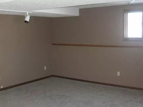 415 Capitol Ave E, Bismarck, ND 58501 photo 27