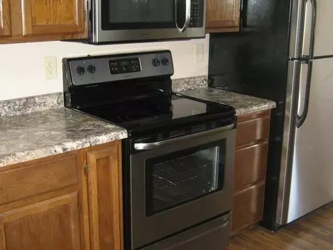 415 Capitol Ave E, Bismarck, ND 58501 photo 4