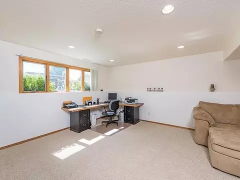 1007 Plainview Dr SE, Mandan, ND 58554 photo 12