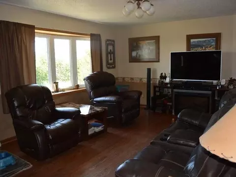 4285 County Rd 18, Stanton, ND 58571 photo 2