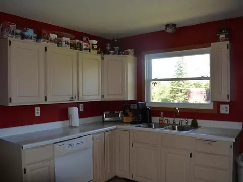 4285 County Rd 18, Stanton, ND 58571 photo 4