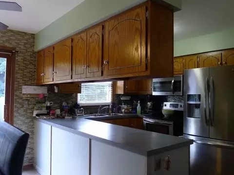 1608 Omaha Dr E, Bismarck, ND 58504 photo 3