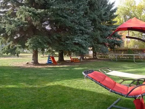 1608 Omaha Dr E, Bismarck, ND 58504 photo 14