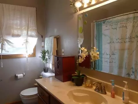 1608 Omaha Dr E, Bismarck, ND 58504 photo 7