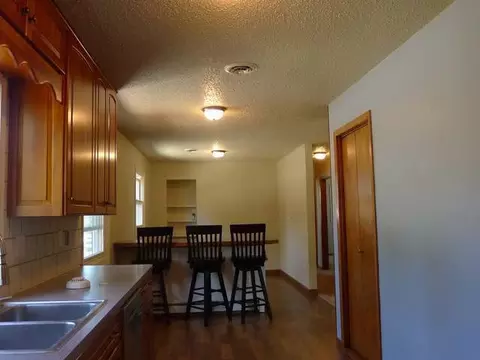1416 Ingals Ave E, Bismarck, ND 58504 photo 3