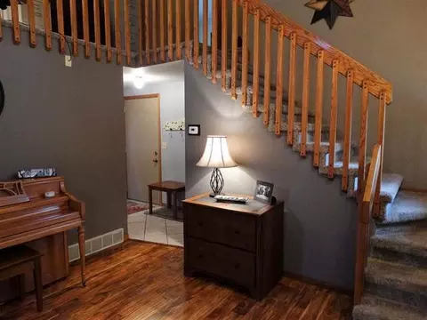 2500 Springfield St, Bismarck, ND 58503 photo 3