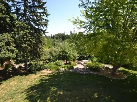 1003 E Highland Acre Rd, Bismarck, ND 58501 photo 11