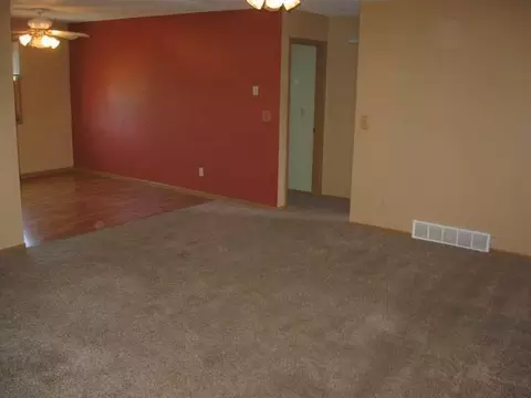 20 Eckleson Rd, Lincoln, ND 58504 photo 2