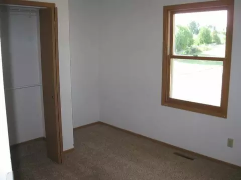 20 Eckleson Rd, Lincoln, ND 58504 photo 5