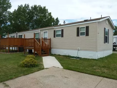 4222 Claridge Loop, Bismarck, ND 58503 photo 1