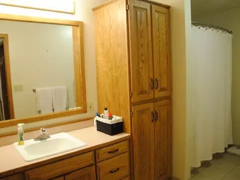 3325 Hackberry St, Bismarck, ND 58503 photo 28