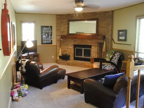 3325 Hackberry St, Bismarck, ND 58503 photo 6