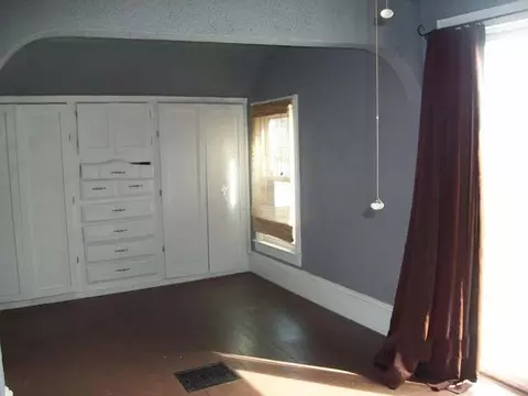 205 2nd St E, Dickinson, ND 58601 photo 5