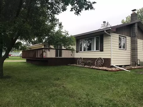 480 Becker St, Turtle Lake, ND 58575 photo 7