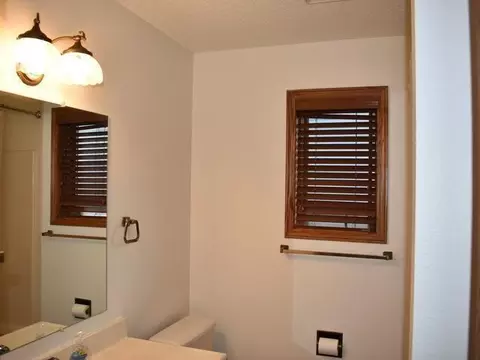 930 Capitol Ave E, Bismarck, ND 58501 photo 12
