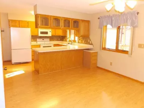 1944 Capitol Ave E, Bismarck, ND 58501 photo 3