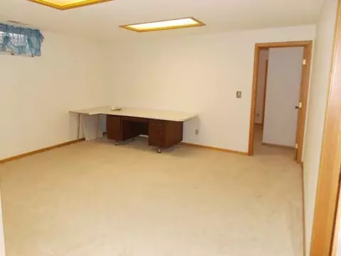 1944 Capitol Ave E, Bismarck, ND 58501 photo 13