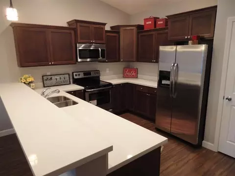 303 Will Ct SE, Mandan, ND 58554 photo 6
