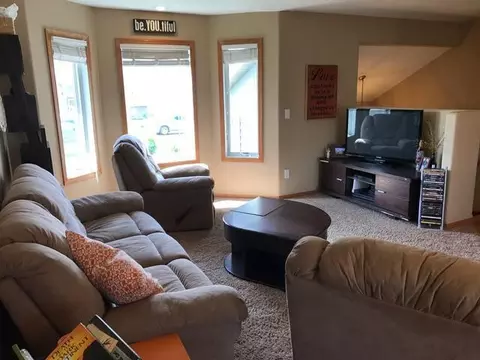 156 Dolan Dr, Lincoln, ND 58504 photo 11