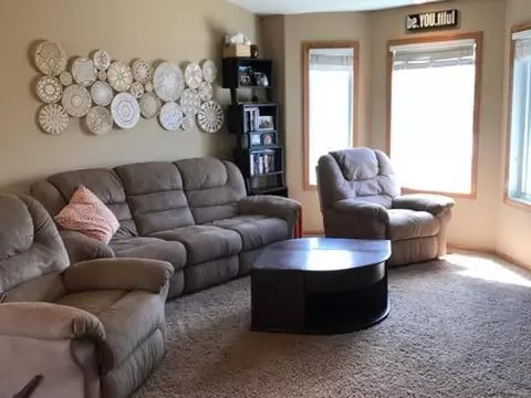 156 Dolan Dr, Lincoln, ND 58504 photo 9