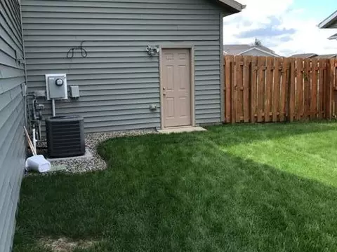 156 Dolan Dr, Lincoln, ND 58504 photo 24