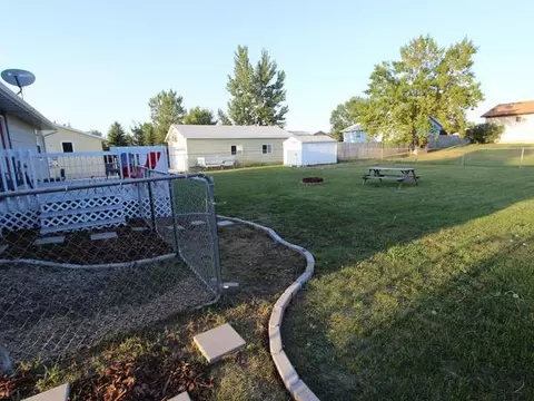 22 Custer Dr, Lincoln, ND 58504 photo 23