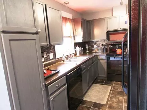 22 Custer Dr, Lincoln, ND 58504 photo 8