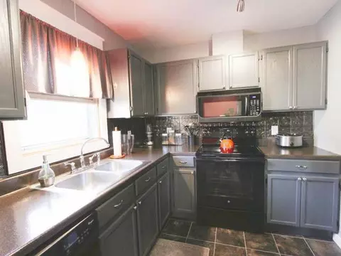22 Custer Dr, Lincoln, ND 58504 photo 7