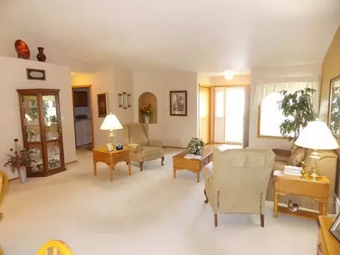 4505 Turnbow, Bismarck, ND 58503 photo 4