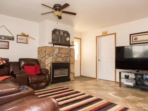 801 3rd St SW, Mandan, ND 58554 photo 9