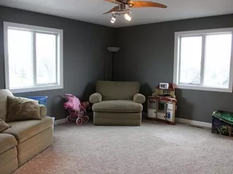 4126 Daniel St, Bismarck, ND 58504 photo 9