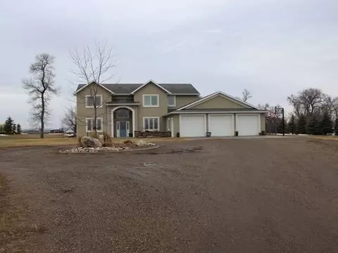 4126 Daniel St, Bismarck, ND 58504 photo 1