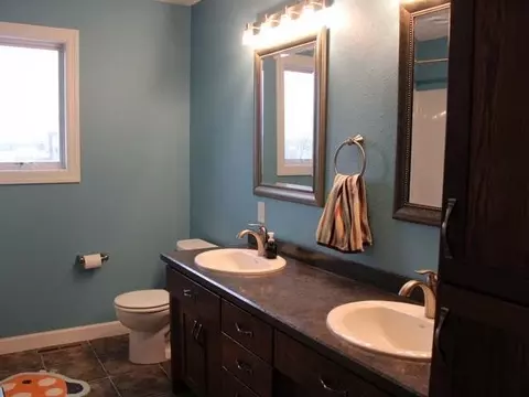 4126 Daniel St, Bismarck, ND 58504 photo 19