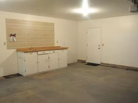 3604 Hackberry St, Bismarck, ND 58503 photo 21