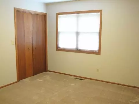 3604 Hackberry St, Bismarck, ND 58503 photo 16
