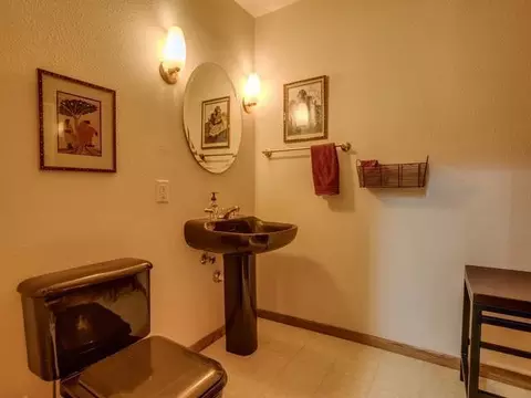 1225 E Coulee Rd, Bismarck, ND 58503 photo 20