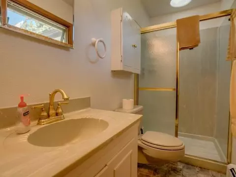 1225 E Coulee Rd, Bismarck, ND 58503 photo 15