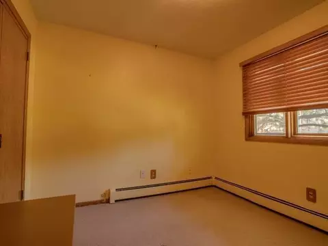 1225 E Coulee Rd, Bismarck, ND 58503 photo 17