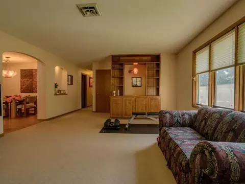 1225 E Coulee Rd, Bismarck, ND 58503 photo 10
