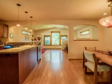 1225 E Coulee Rd, Bismarck, ND 58503 photo 5