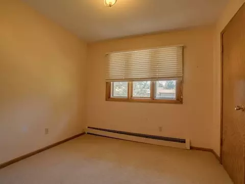 1225 E Coulee Rd, Bismarck, ND 58503 photo 16