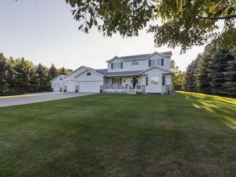 9440 Oak Dr, Bismarck, ND 58503 photo 36