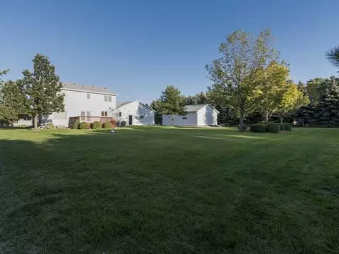 9440 Oak Dr, Bismarck, ND 58503 photo 31
